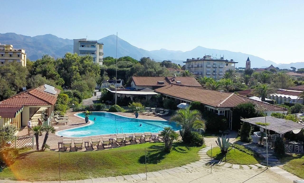 Soleado Beach House Pietrasanta Buitenkant foto